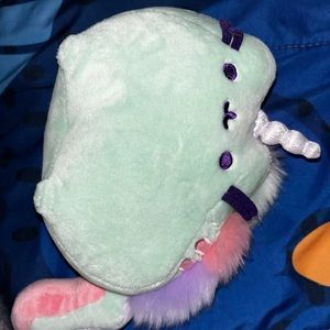 Unicorn Pusheen Plushee in Pastel